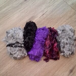 Stylish Women's Fuzzy Scarf Set - Black, Purple, Gray, Red